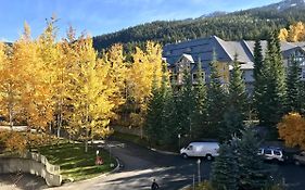 The Best Top Floor Ski-In/Ski-Out At The Aspens